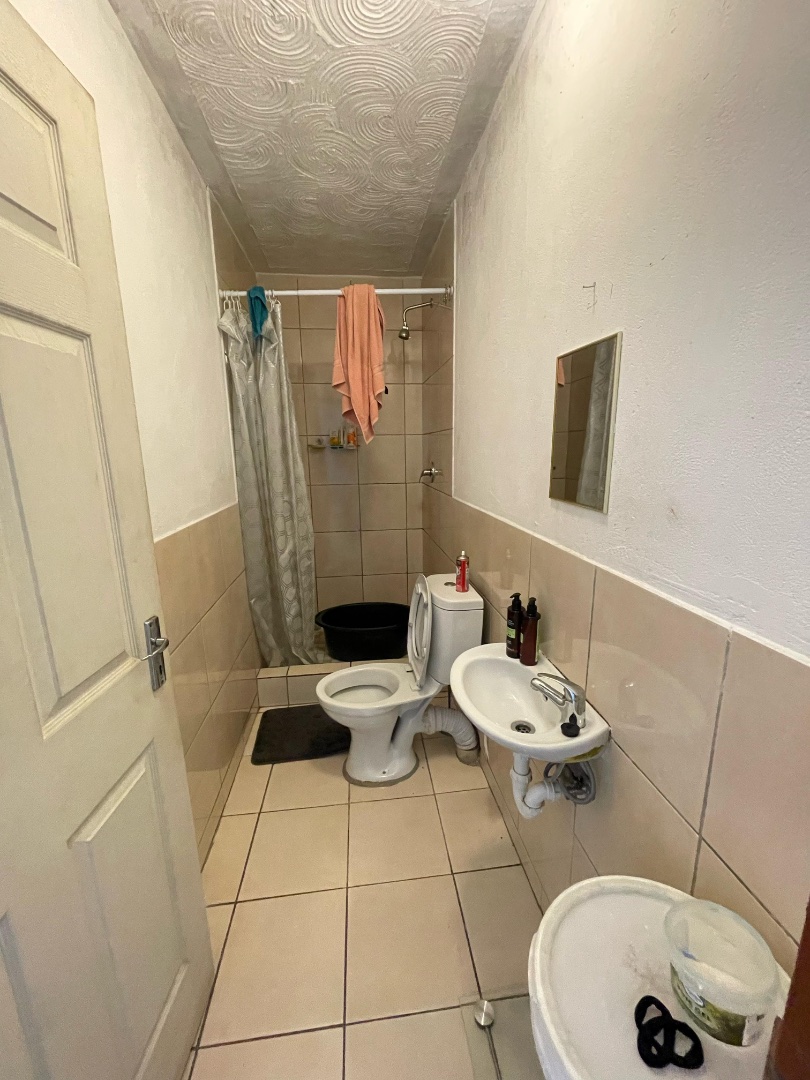 10 Bedroom Property for Sale in Delft South Western Cape